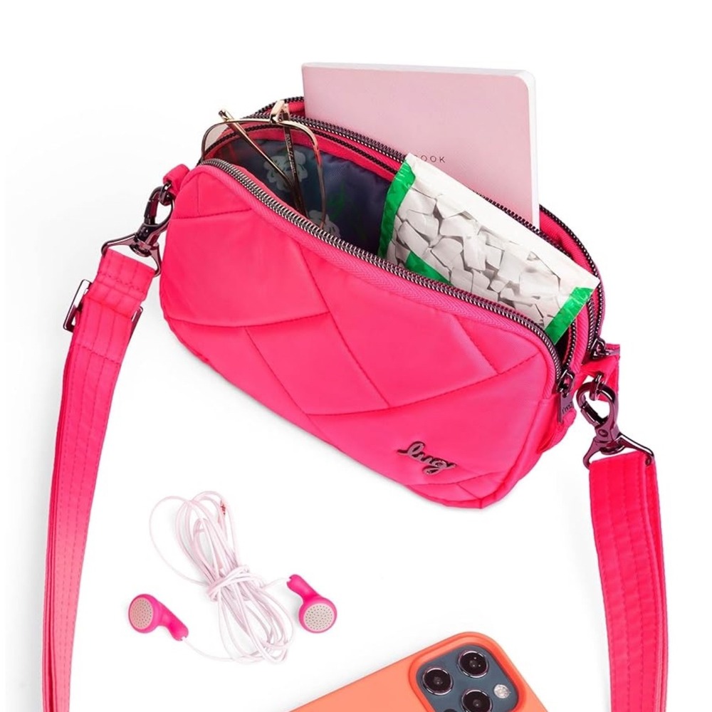Lug Coupe SE Convertible Crossbody Bag Hot Pink Quilted 3-Zip Travel Purse